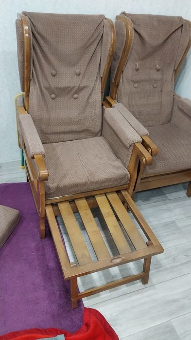 Продам кресла- шезлонги(возможно для реставрации)