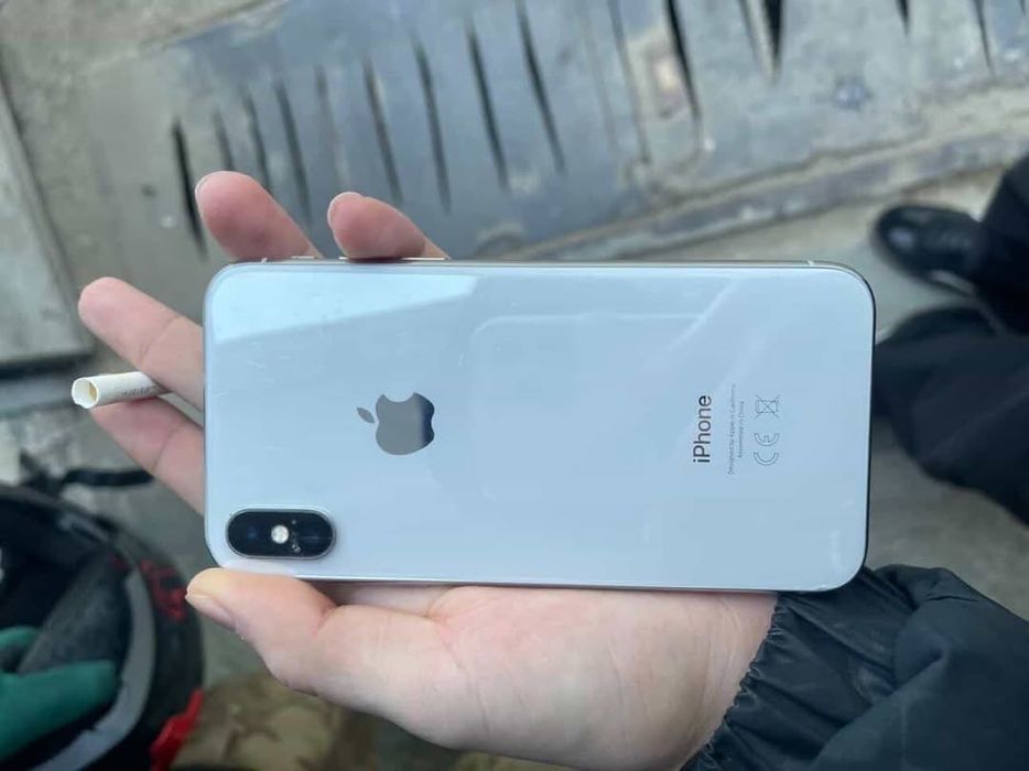 iPhone x продается