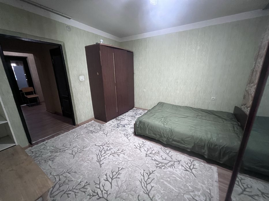 Qizlarga kv Vuzgorodok,  Beruniy Metro yosh oila bilan birga turishga
