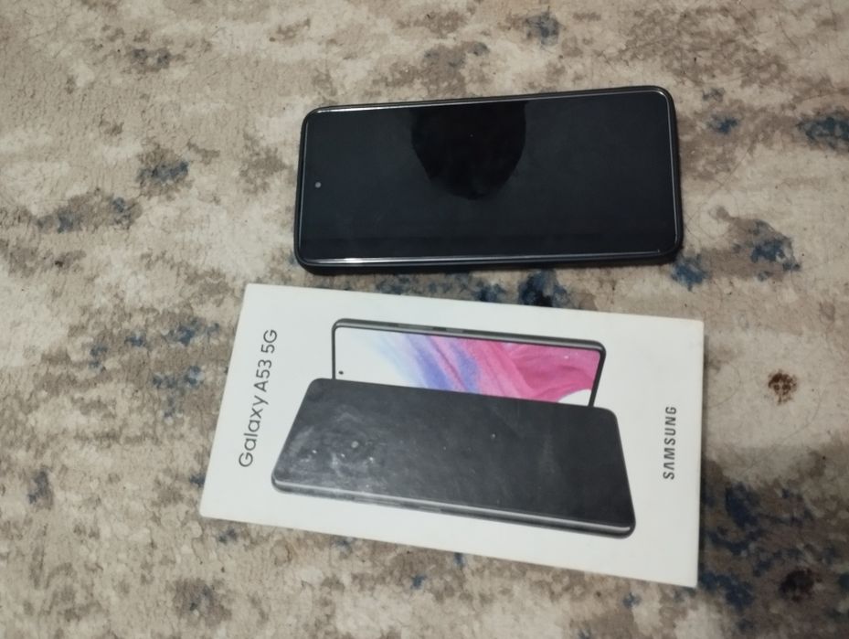 A53  6/128gb telefon sotiladi srochni ekran almashgan
