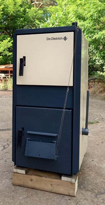 Чугунен котел на твърдо гориво Де Дитрих/ De Dietrich 30 kW