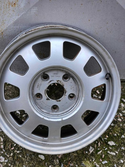 15'' Продавам Лети джанти за Ауди А4/А6 15 цола 5 болта