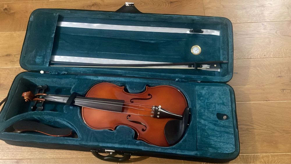 Vioara herman beyer 4/4 cu accesorii incluse