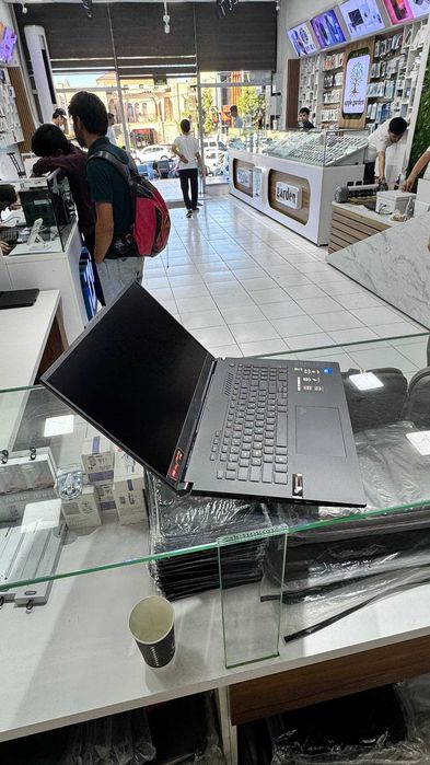 Asus Tuf Gaming F17