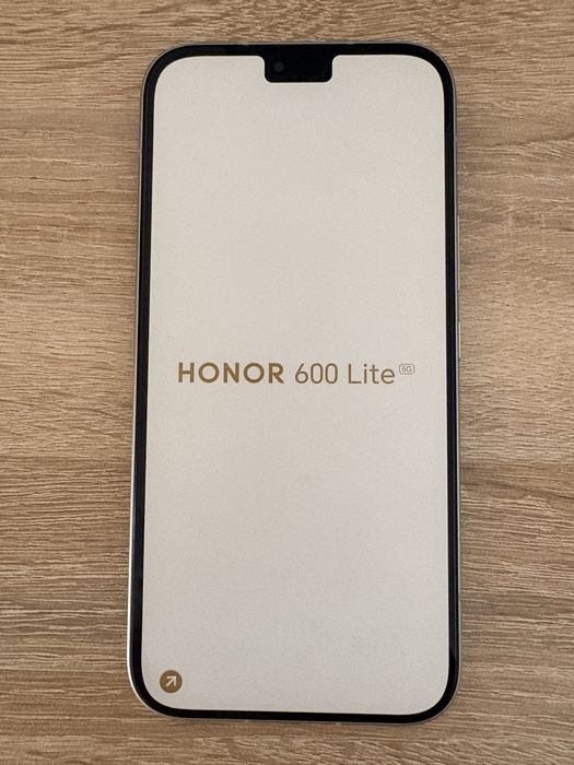 Смартфон Honor 600 Lite