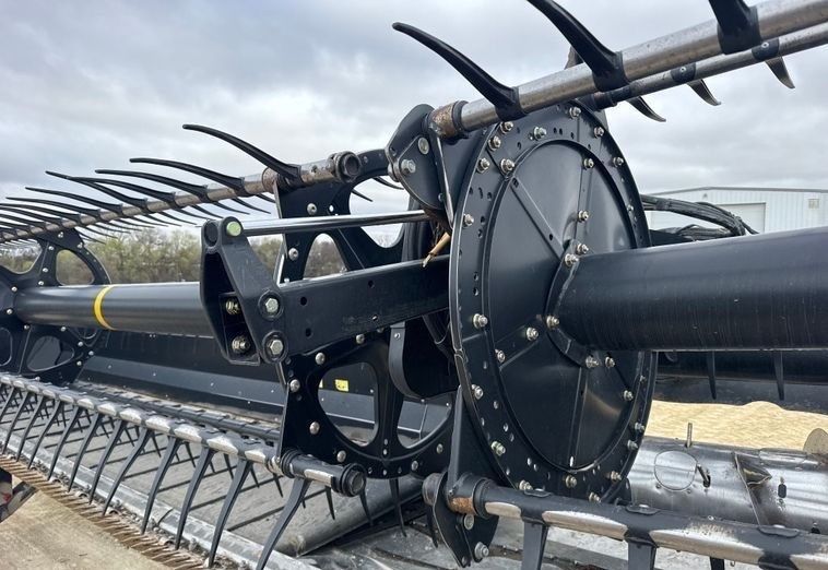 Жатка MacDon Fd75 flexdraper