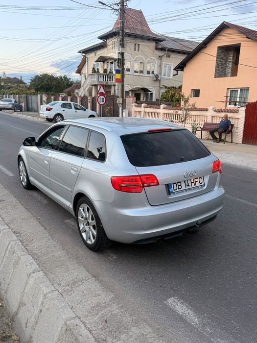 Vand Audi A3/2013  1.6 Automat Dsg Proprietar  Lumini  Led  Clima  4990€