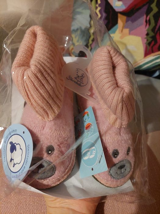 Нови пантофки, ботушки