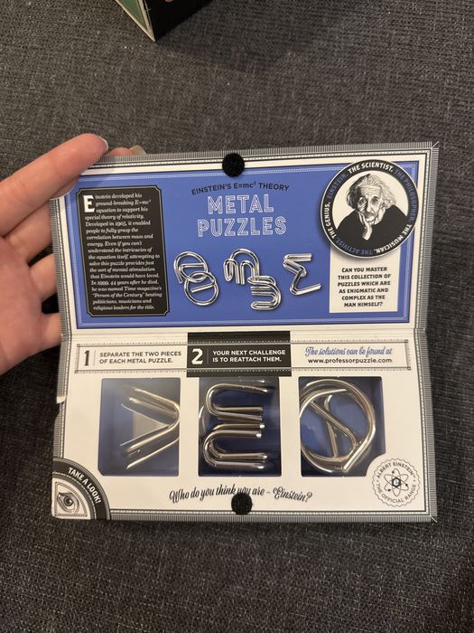 Развлекателни игри Einstein