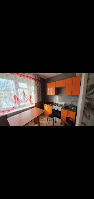 Продам 3 х комнатную квартиру! Теплые.,