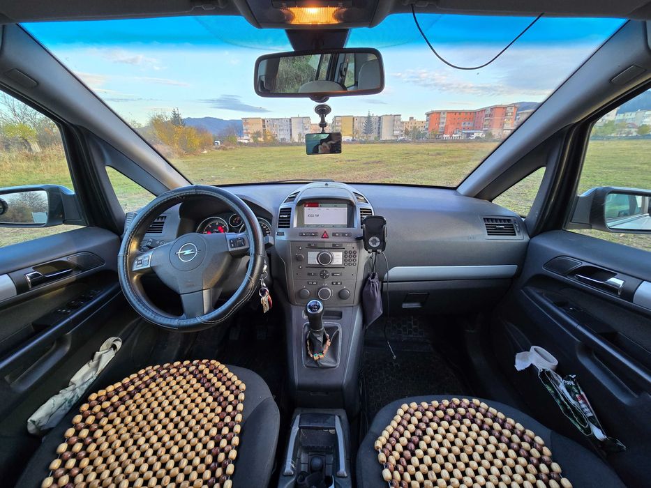 Opel Zafira B 2006