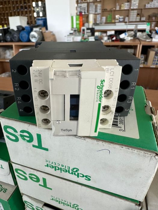 Contactor Schneider LC1D098BL