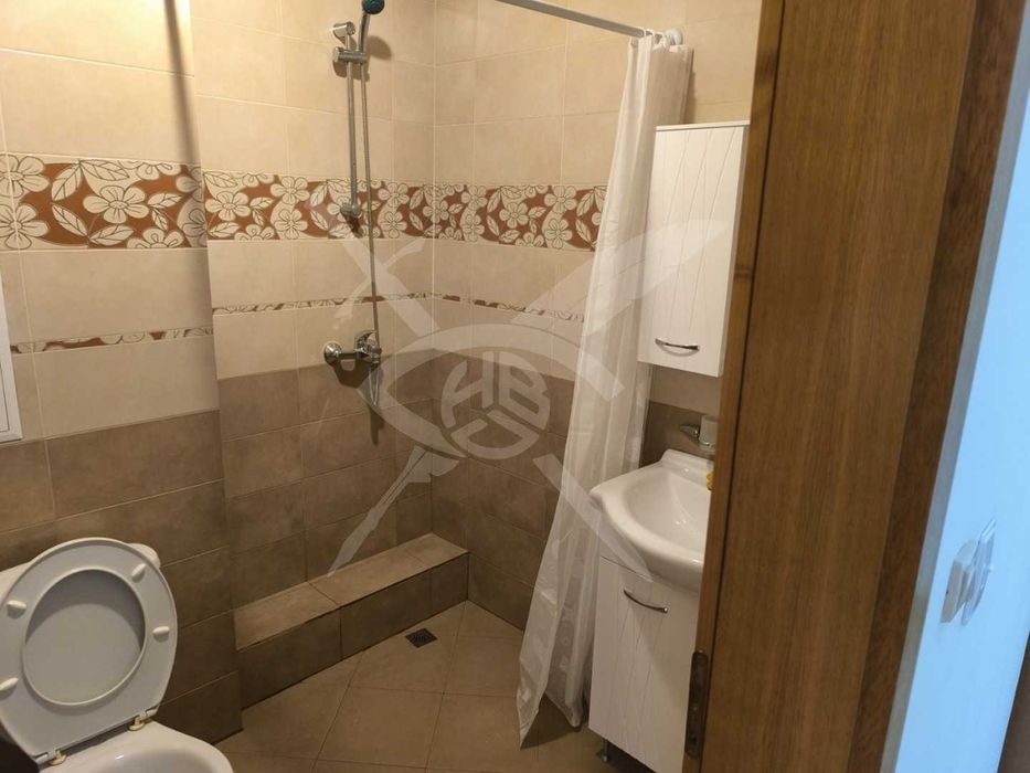 Дава се под наем Тристаен апартамент в София, Студентски град - 95 кв.м за 700 € - Снимка #8