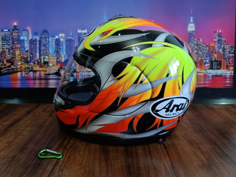 Мото шлем от Японского бренда ARAI QUANTUM e