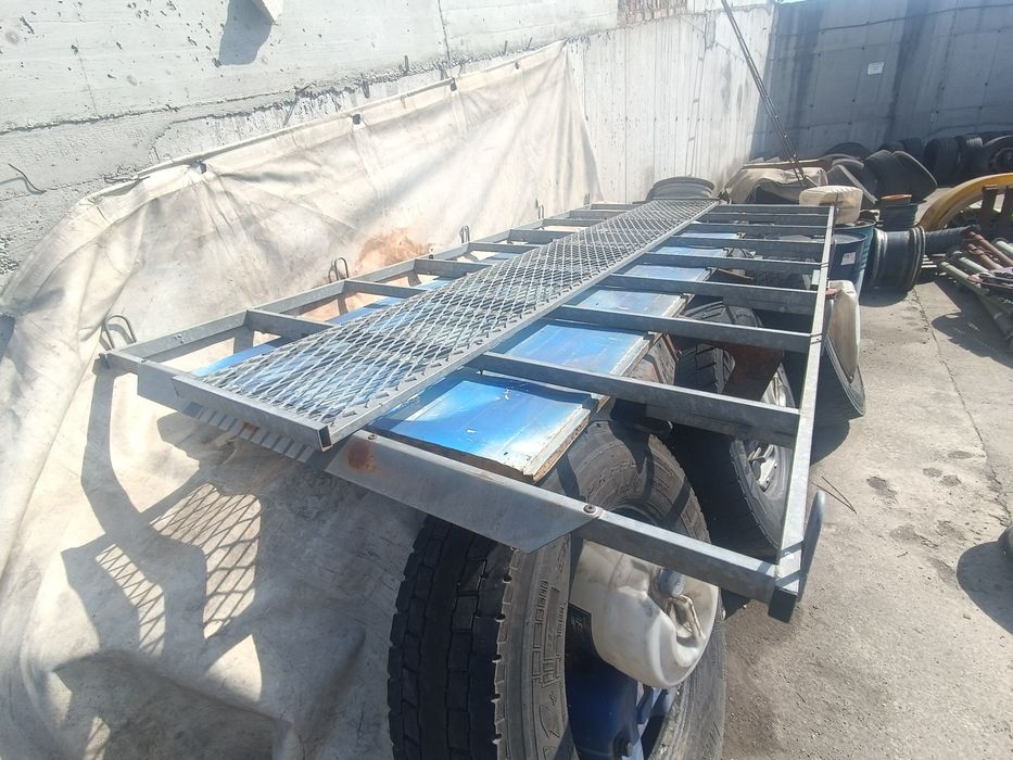 Bara spate metalica robusta Mercedes Sprinter și VW Crafter