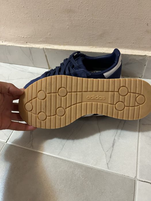 adidas Run 70s 2.0 IH8586