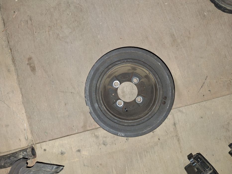 Продам навесное на двигатель G 4JP