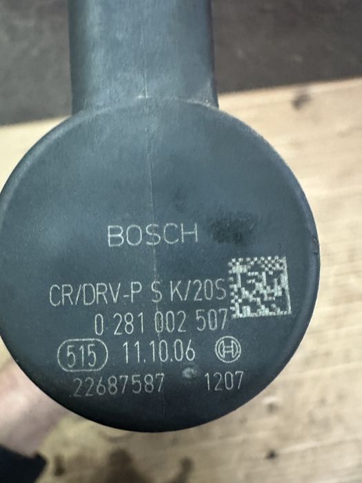 Рейл / горивна рейка Опел Антара / Шевролет Каптива Antara / Captiva