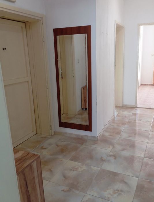 Тристаен апартамент Окръжна болница