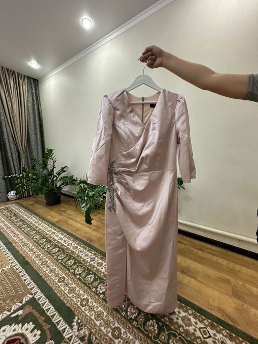 Продам платья в хорошем состоянии