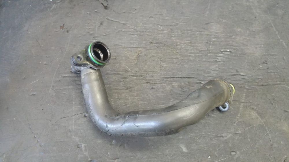 furtun ulei 1.0 b vw t-roc vw golf 7 skoda octavia 3 audi a3 8v  04c103474b