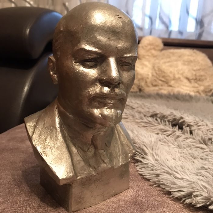 Бюст Ленин, Есенин, Маяковский