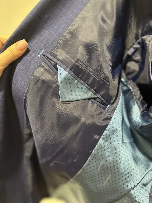 Продам мужской костюм