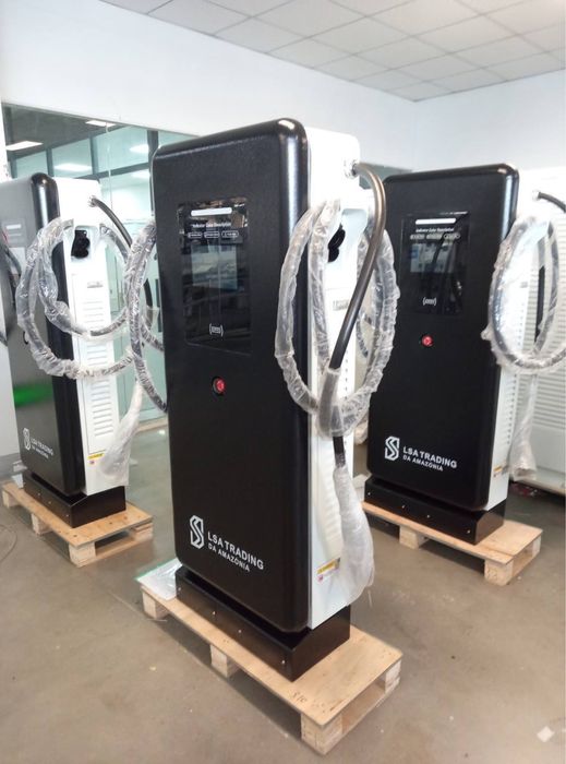 Зарядная станция для электромобилей