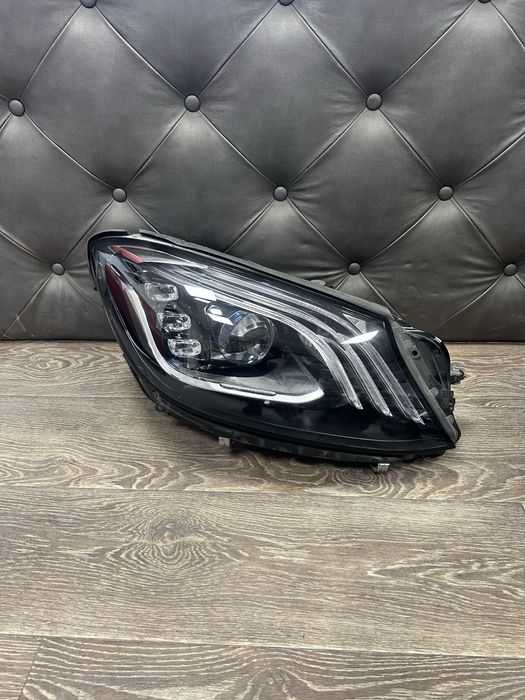 Mercedes W222 Facelift фар фарове десен  фейс с класа
