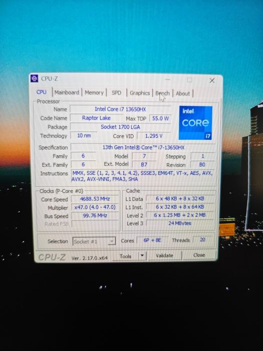 Продаю ноутбук ASUS ROG Strix G814J