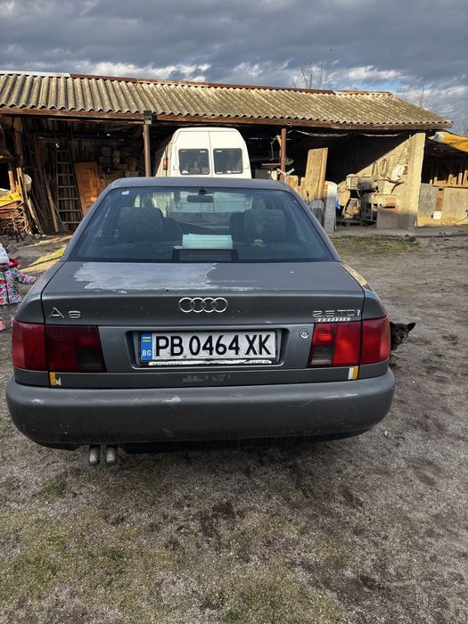 Ауди А6 /2.5 С4