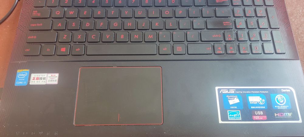 Игровой I5 Асус. 1 терабайт 12 гигабайт.