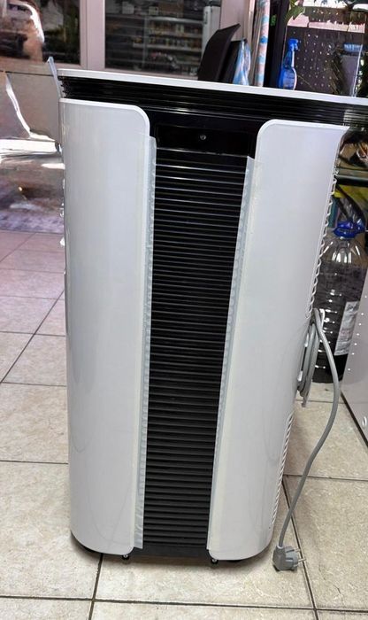 Aer condiționat mobil cu tub de evacuare