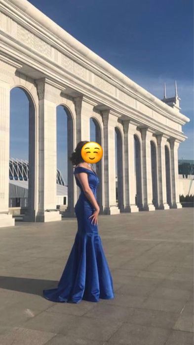 Шикарное вечернее платье