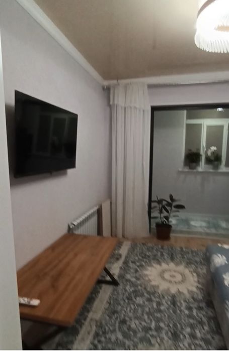 Продаю 1/2/4 Кинотеатр лисунова 32500&