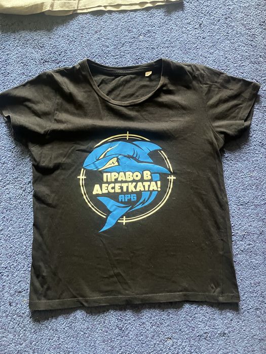 Тениска Анди студио APH право в десетката