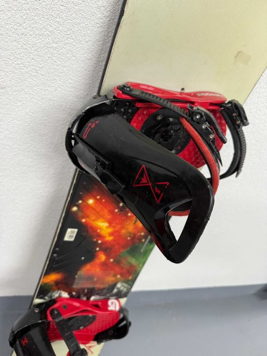 placa snowboard burton progression L152