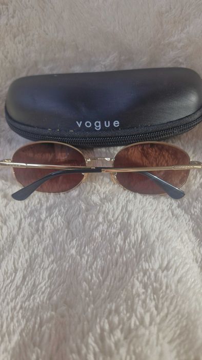 Нови дамски слънчеви очила Vogue
