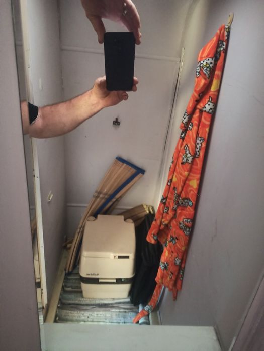 Vând rulotă sau schimb cu remorcă cort