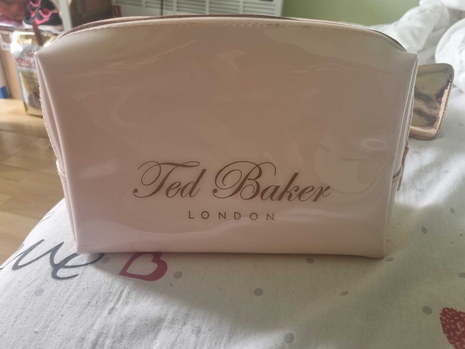 Несесер Ted Baker