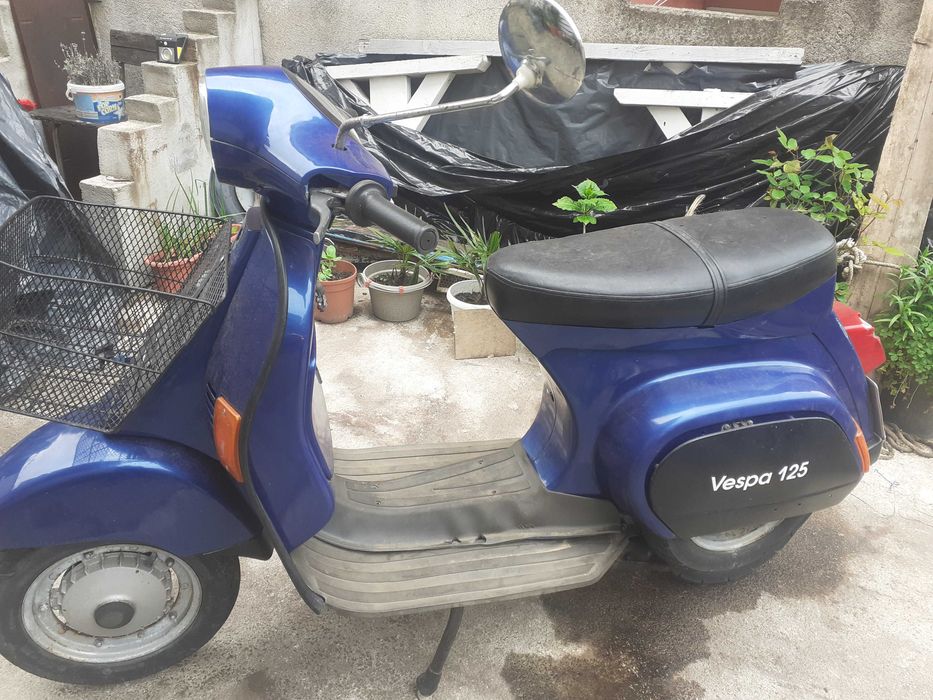 Продава се Веспа  125