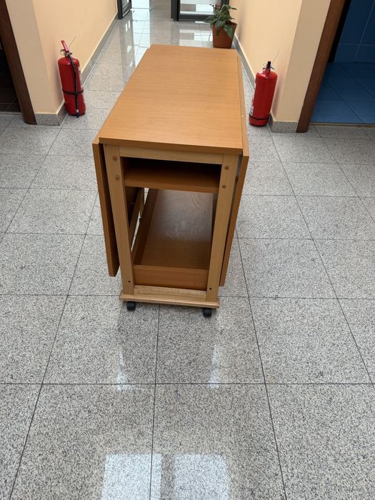 Masa 4-6 persoane rabatabila