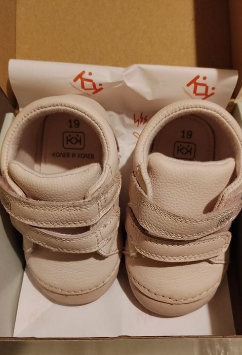 Бебешки обувки чисто нови