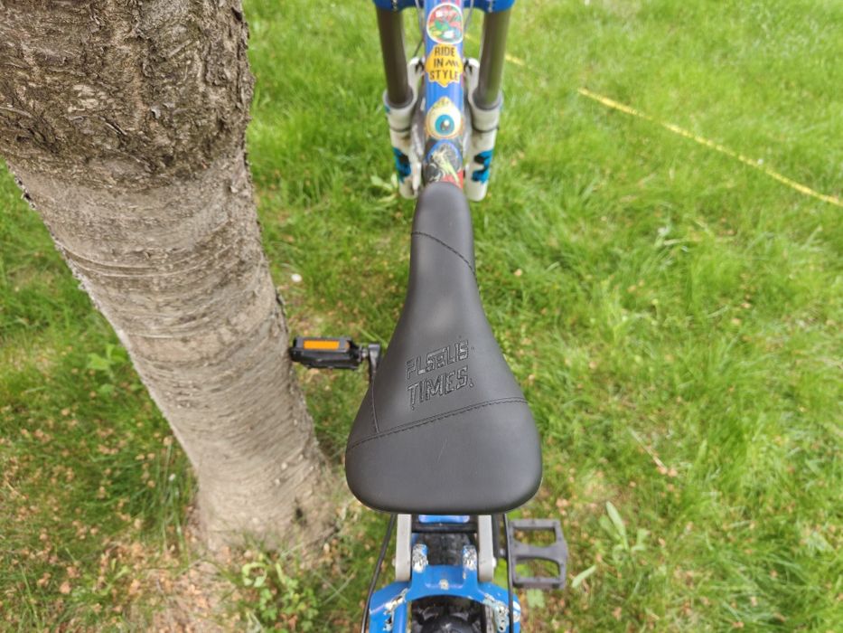 Bicicleta downhill Kona stinky 26