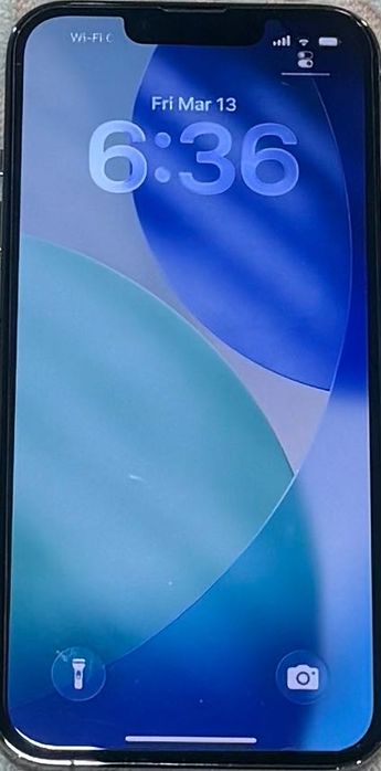 iPhone 13 Pro сребрист с протектор