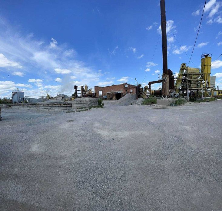 Продается коммерческое помещение с заводом