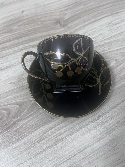 Set 6 cesti de cafea si 6 farfurioare