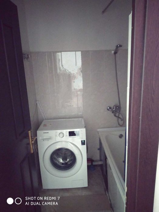 Продается 3 комнатная квартира (3/5/5). 3 хоналик квартира сотилади.