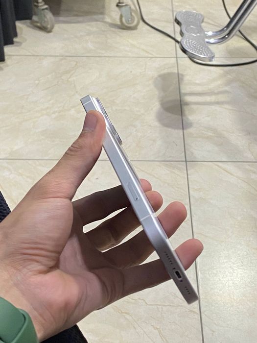 Iphone 11 17 korpus qilingan