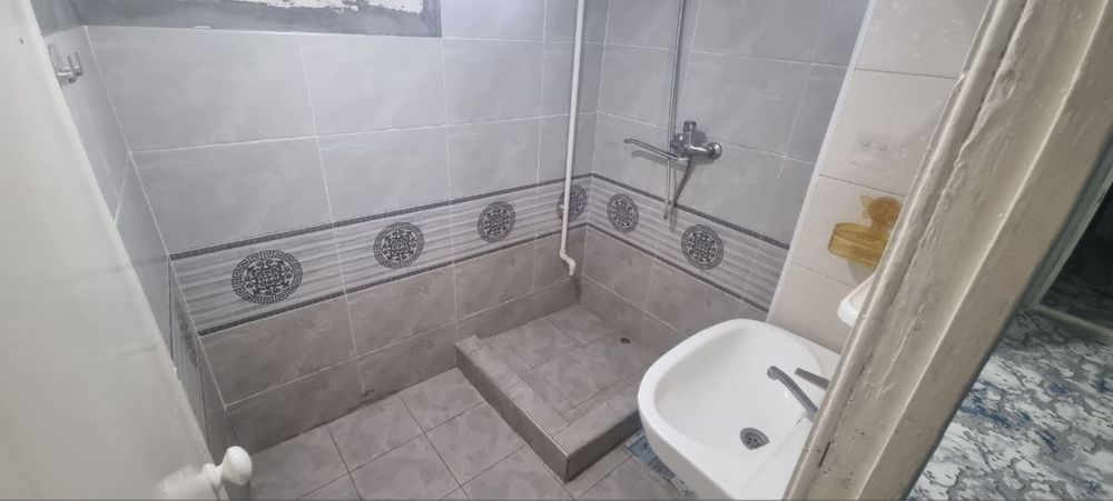 Ijaraga kvartira 3mkr, 2 xona, xamma sharoit bor. Shaxar markazidan.